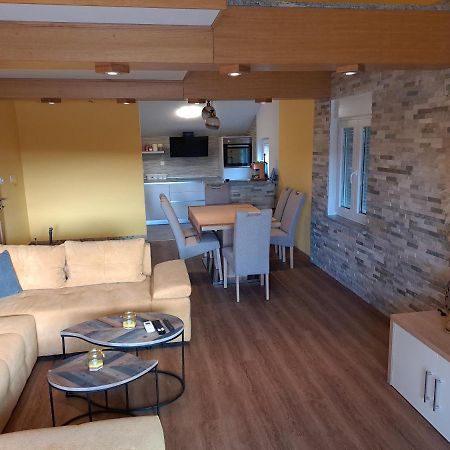 Apartman Vidas Palit Buitenkant foto