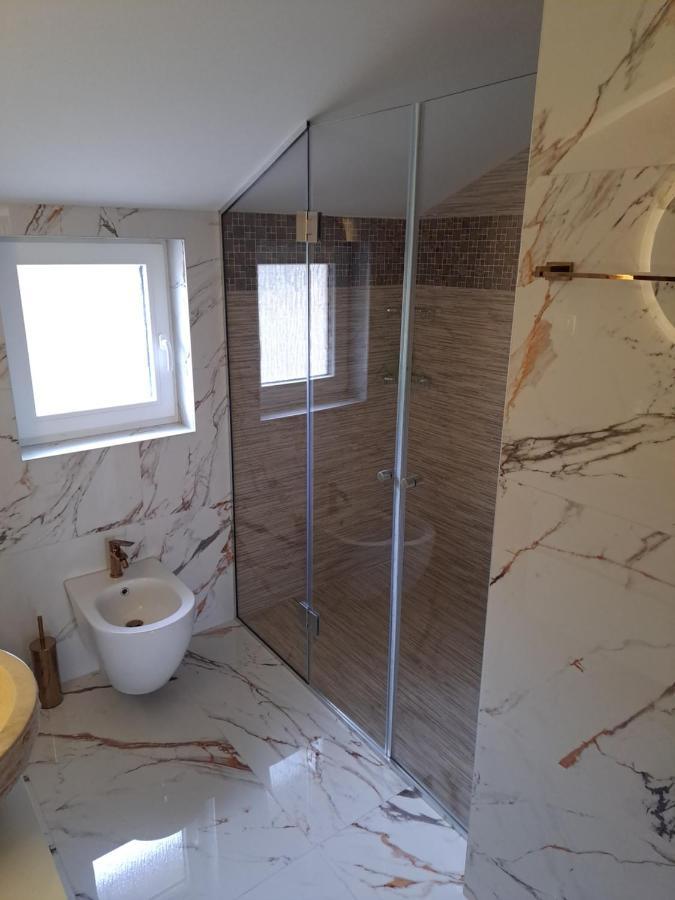 Apartman Vidas Palit Buitenkant foto