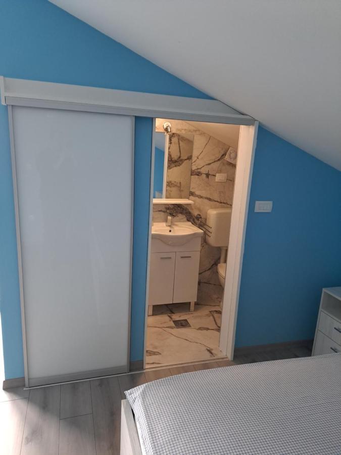 Apartman Vidas Palit Buitenkant foto