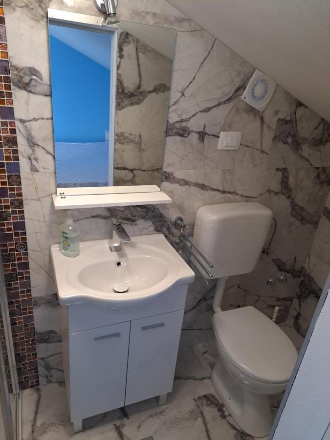 Apartman Vidas Palit Buitenkant foto